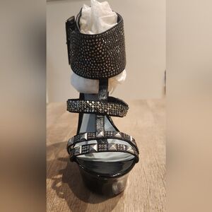 Steve Madden Zinah Rhinestone Heels. Size 8.5